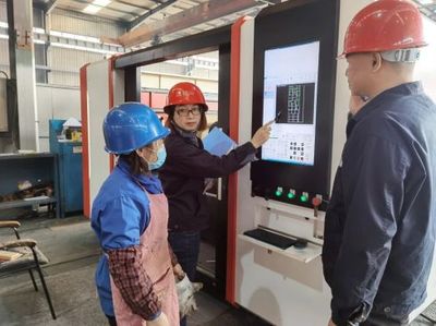 他們光榮當(dāng)選中國(guó)工會(huì)第十八次全國(guó)代表大會(huì)代表